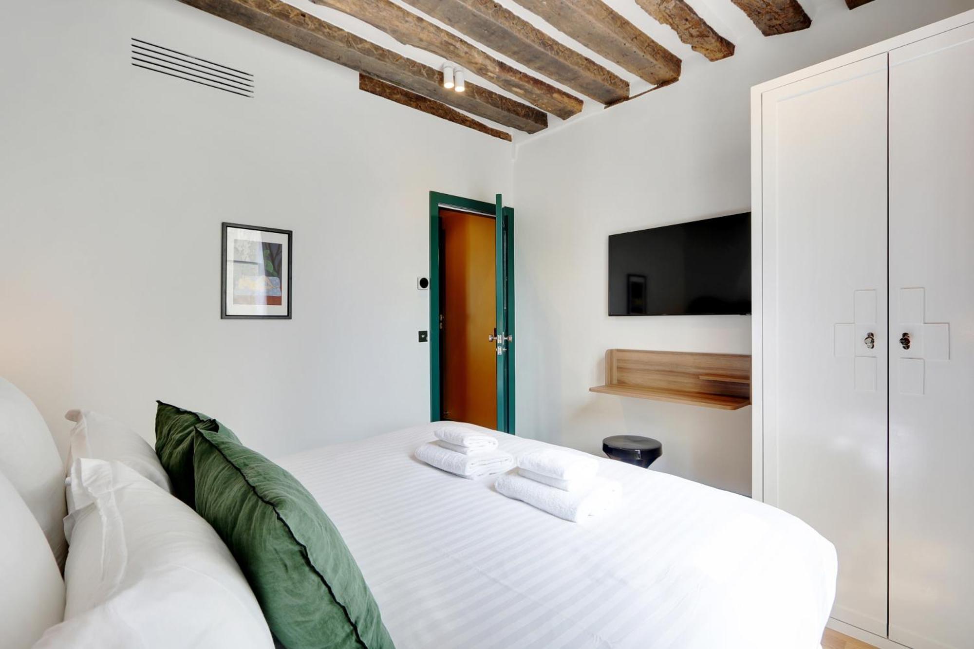 Paris Home Collection Serviced Apartments In Notre Dame - Rue Savoie Екстер'єр фото